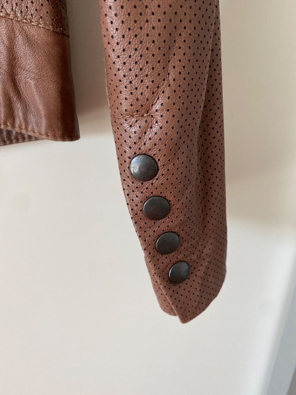 Giacche: Wunderschöne Lederjacke, Leonardo (Gr. 38/40) – Usato da Olten venduto da smashbox 3
