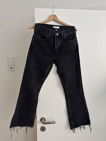 Anine Bing Jeans schwarz ausgefranster Saum Grösse 28