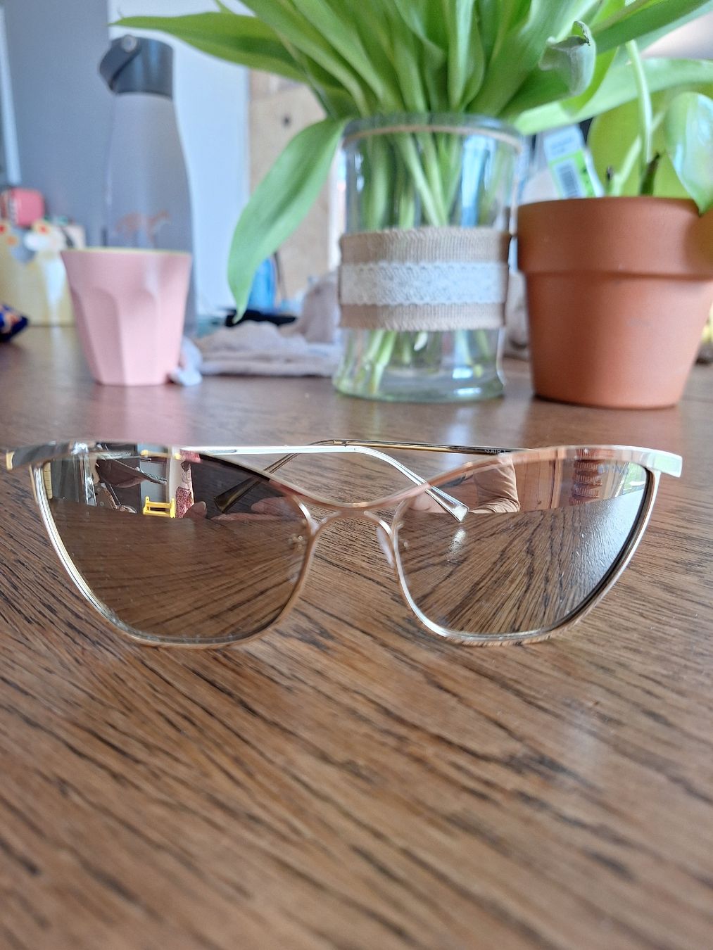Occhiali & Lenti: goldene Sonnenbrille verspiegelt Sting – Usato da Pfäffikon ZH venduto da delila.bo 1