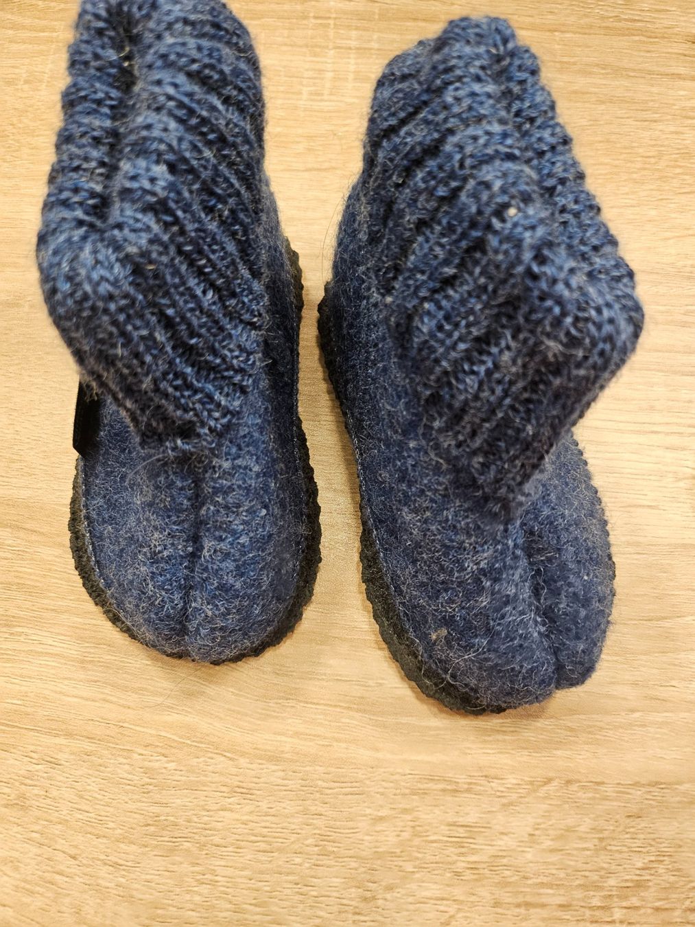 Scarpe da uomo: Kitz-Pichler Hausschuhe 20 – Nuovo (secondo la descrizione) da Kefikon TG venduto da Livline