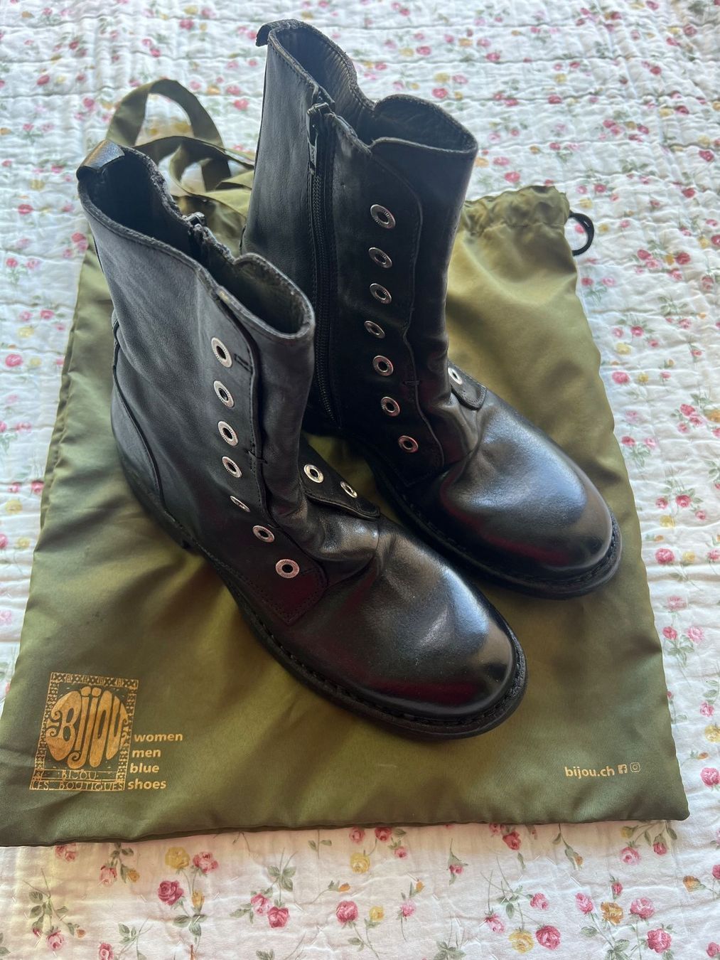 Moma Scarpe da donna: Boots / MOMA / Leder / Gr. 37 – Nuovo (secondo la descrizione) da Meggen venduto da heyleg1