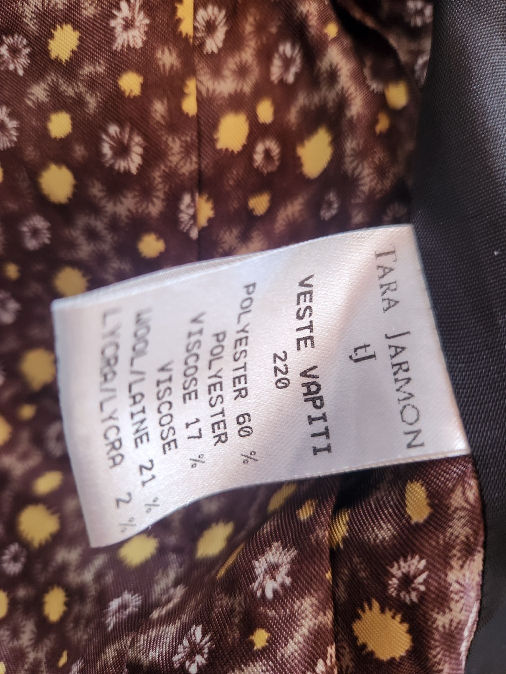 Tara Jarmon Vestes: Veste Tara Jarmon rayée noire taille 40  – D'occasion à Niedergösgen par Eva2410 3