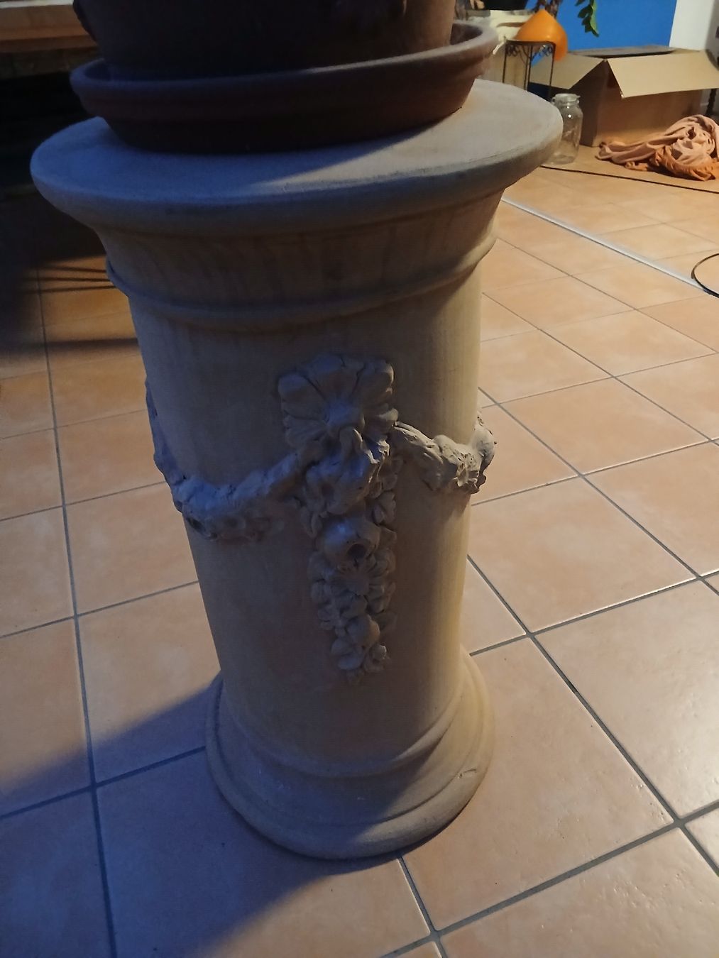 Sonstige Dekorationen & Accessoires: Terra Cotta Säule – Gebraucht aus Neuenegg von sin_8lds 1