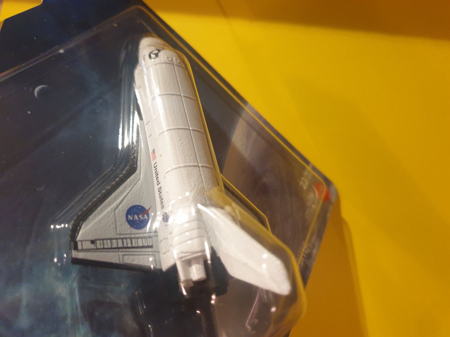 Matchbox Modellini d'auto: Matchbox SPACE SHUTTLE ORBITER – Nuovo e nell'imballaggio originale da Oftringen venduto da Rotor 3