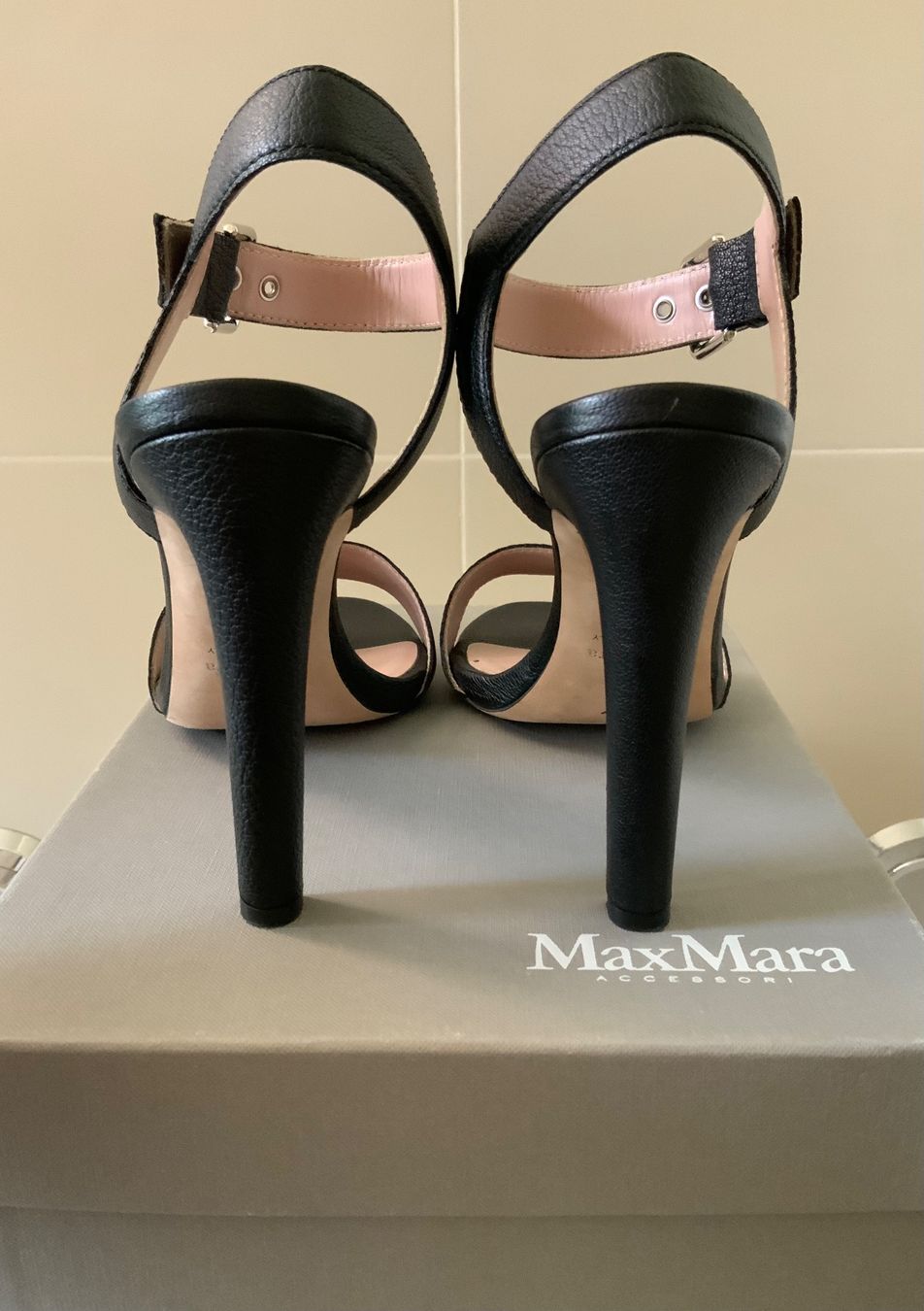 Max Mara Scarpe da donna: Max Mara sandales – Usato da Vandoeuvres venduto da Boussy74 2