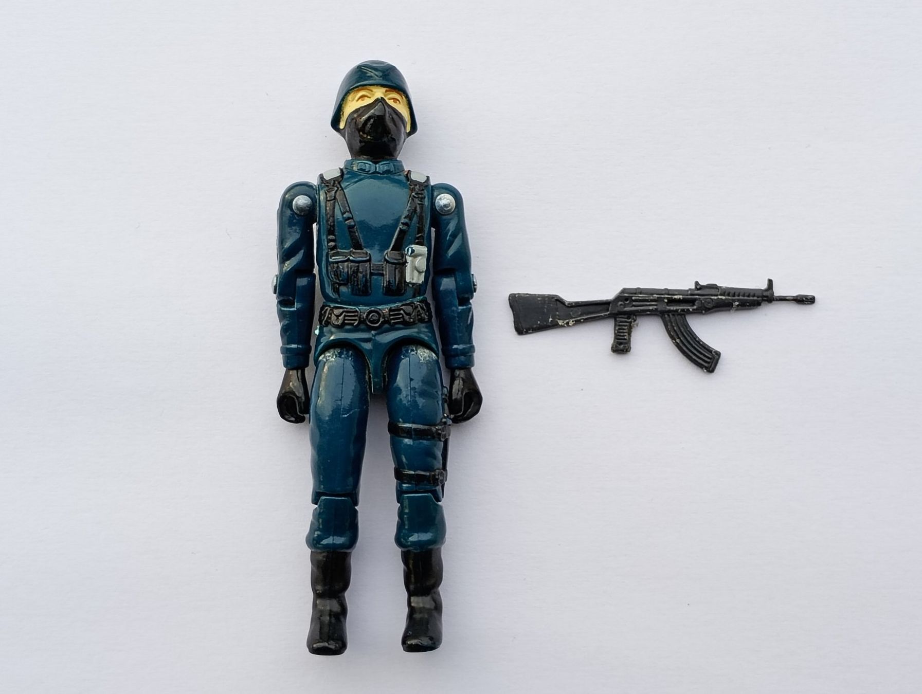 Hasbro Statuette: G.I. Joe Cobra Officer Straigth Arm 1982 – Usato da Möriken AG venduto da Vellas