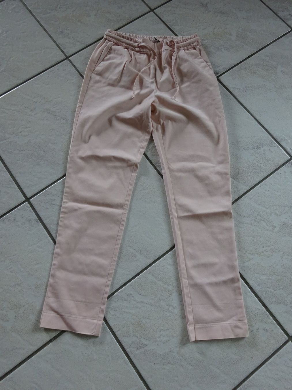 Zara Pantaloni: Schöne Hose-Trafaluc Collection/Zara – Nuovo (secondo la descrizione) da Rothrist venduto da Mistery1