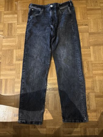 Jean H&M Relaxed Fit noir délavé taille 164 bon état