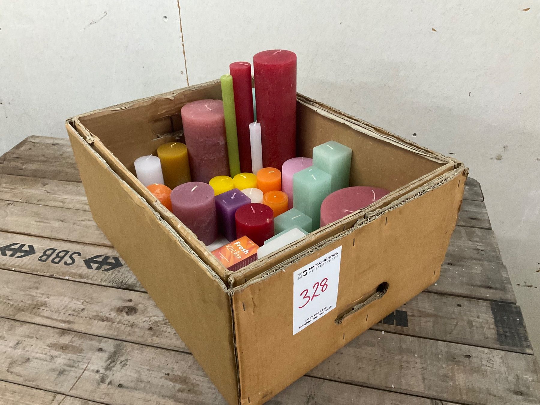 Candele: 328 Posten Raureifkerzen aus Liquidation – Usato da Derendingen venduto da Meisterstuecke