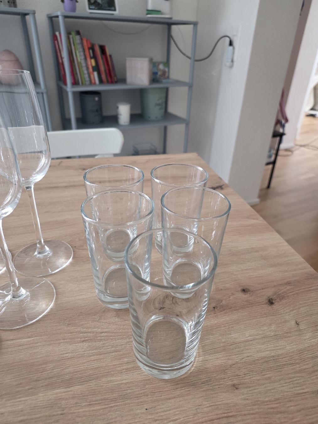 Ikea Bicchieri: tolles, klassisches Trinkgläser- Set – Usato da St. Gallen venduto da jes_p9pn 3