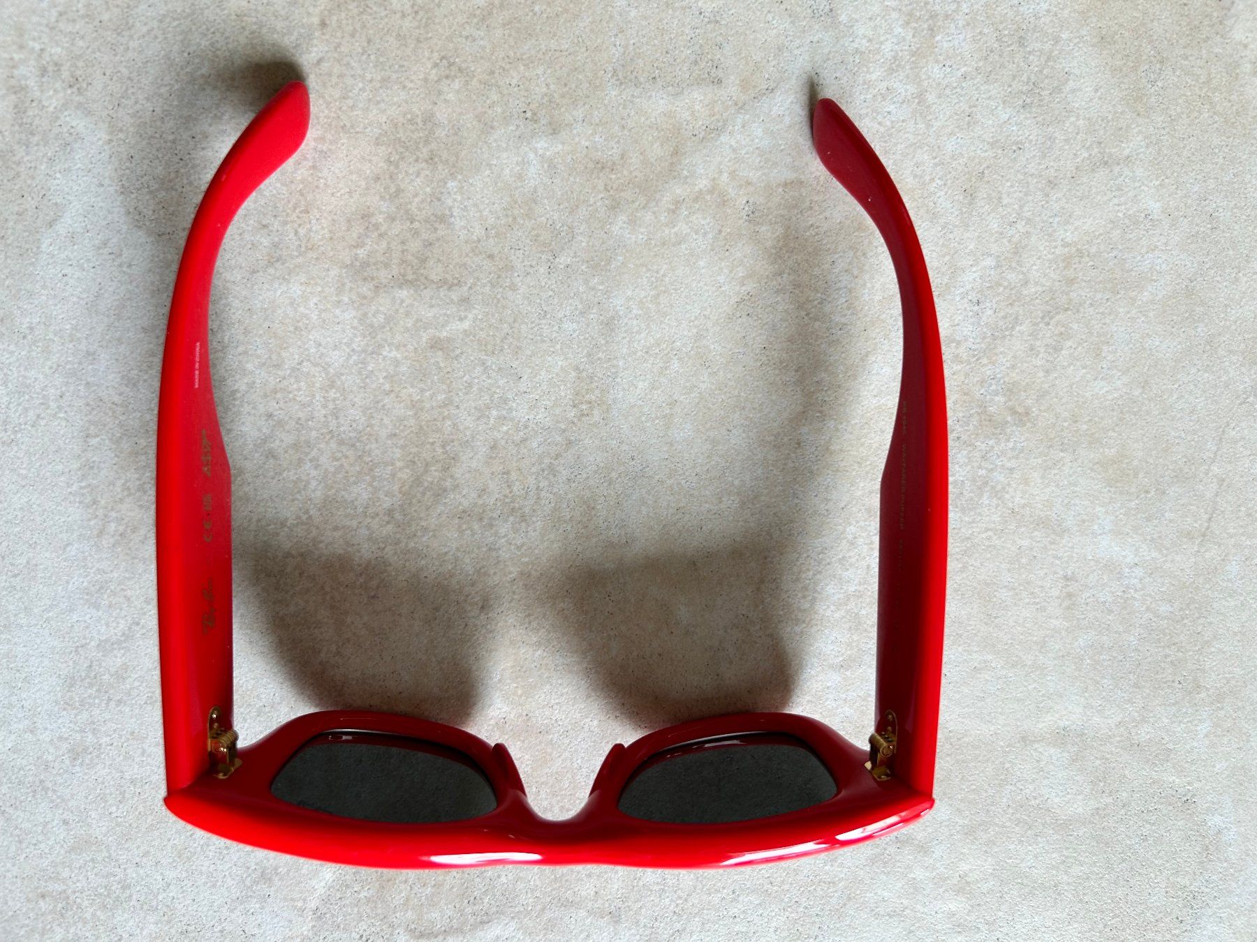 Ray-Ban Occhiali & Lenti: NEU - RAY BAN "Puffer" Sonnenbrille rot – Nuovo e nell'imballaggio originale da Cugnasco venduto da isolaverde 4