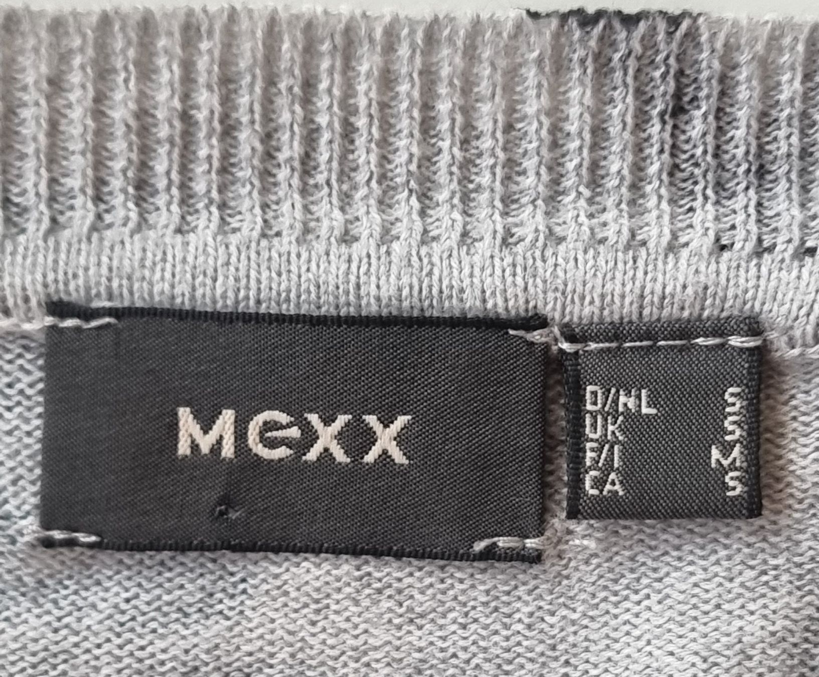 Mexx Maglioni & Felpe: S 36-38 MEXX Feinstrick Pullover V-Ausschnitt grau petrol – Nuovo (secondo la descrizione) da Dürnten venduto da Bachtelsurfer 5