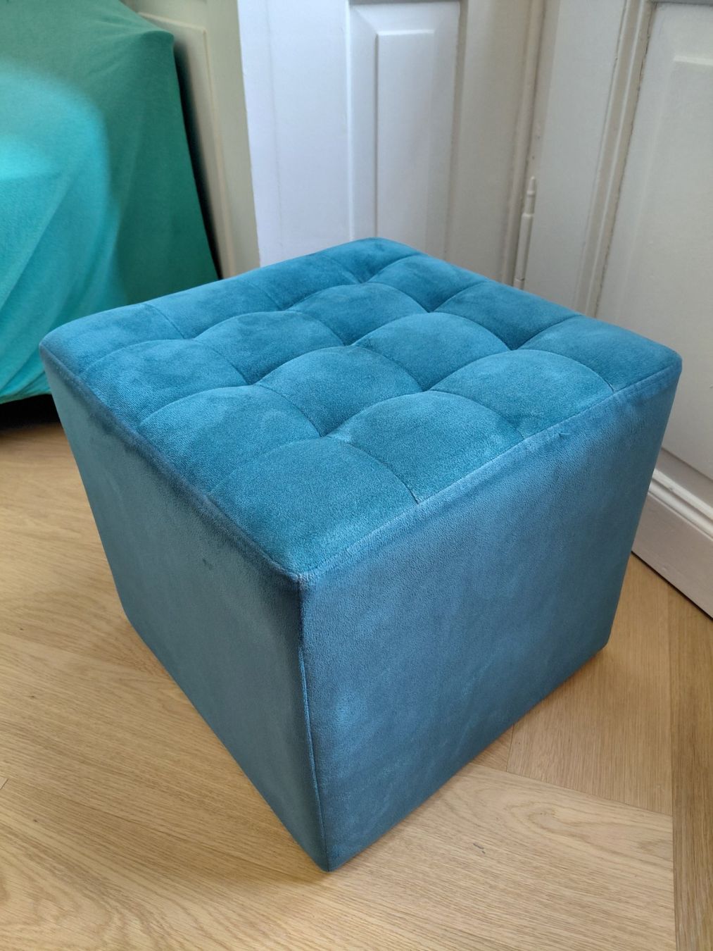 Sgabelli: Pouf – Usato da Zürich venduto da benski34 2