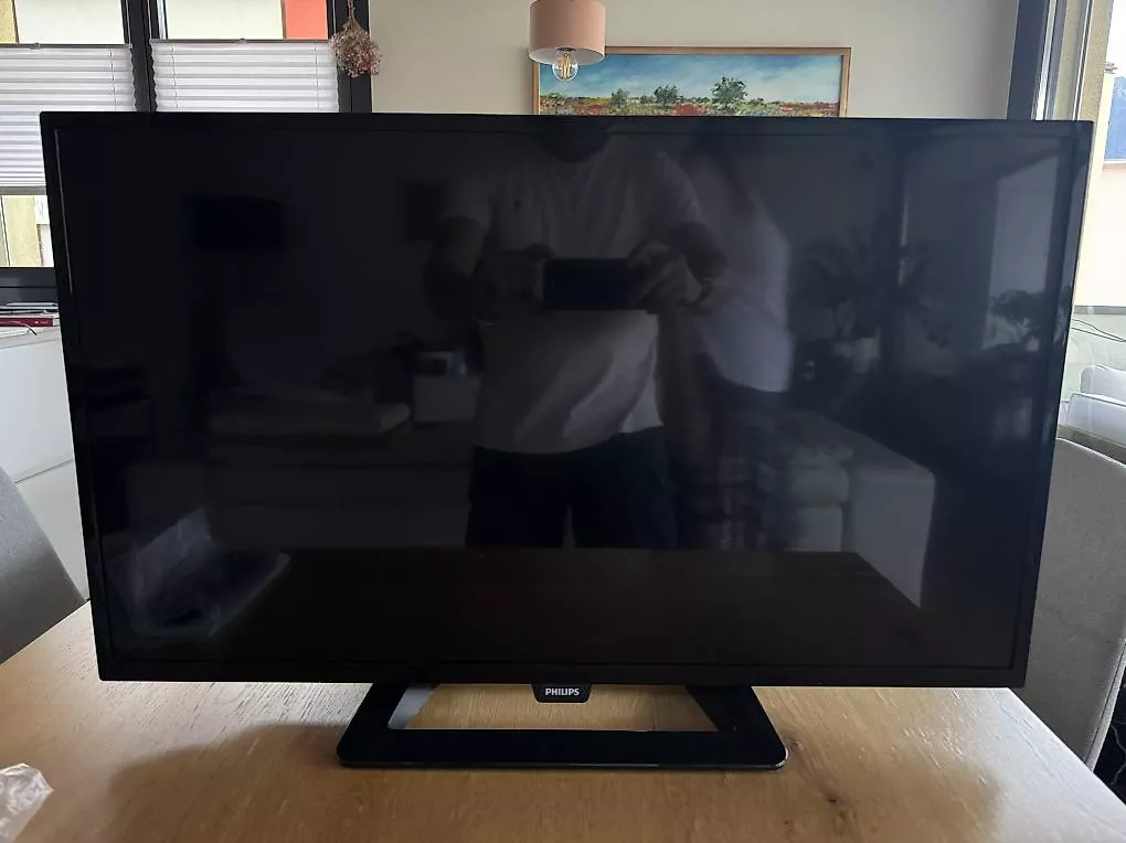 Fernseher: Televisore Philips 32" Full HD LED – Gebraucht aus Locarno von pat_gtn8