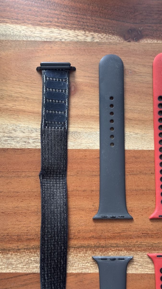 Apple Smartwatch: Original Apple Watch Armbänder, Top Zustand – Usato da Domat/ Ems venduto da saren92 4