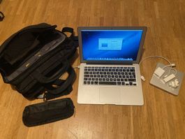 MacBook Air 13’, gebr. inkl. Targus Tasche, Apple-DVD-Brenn.