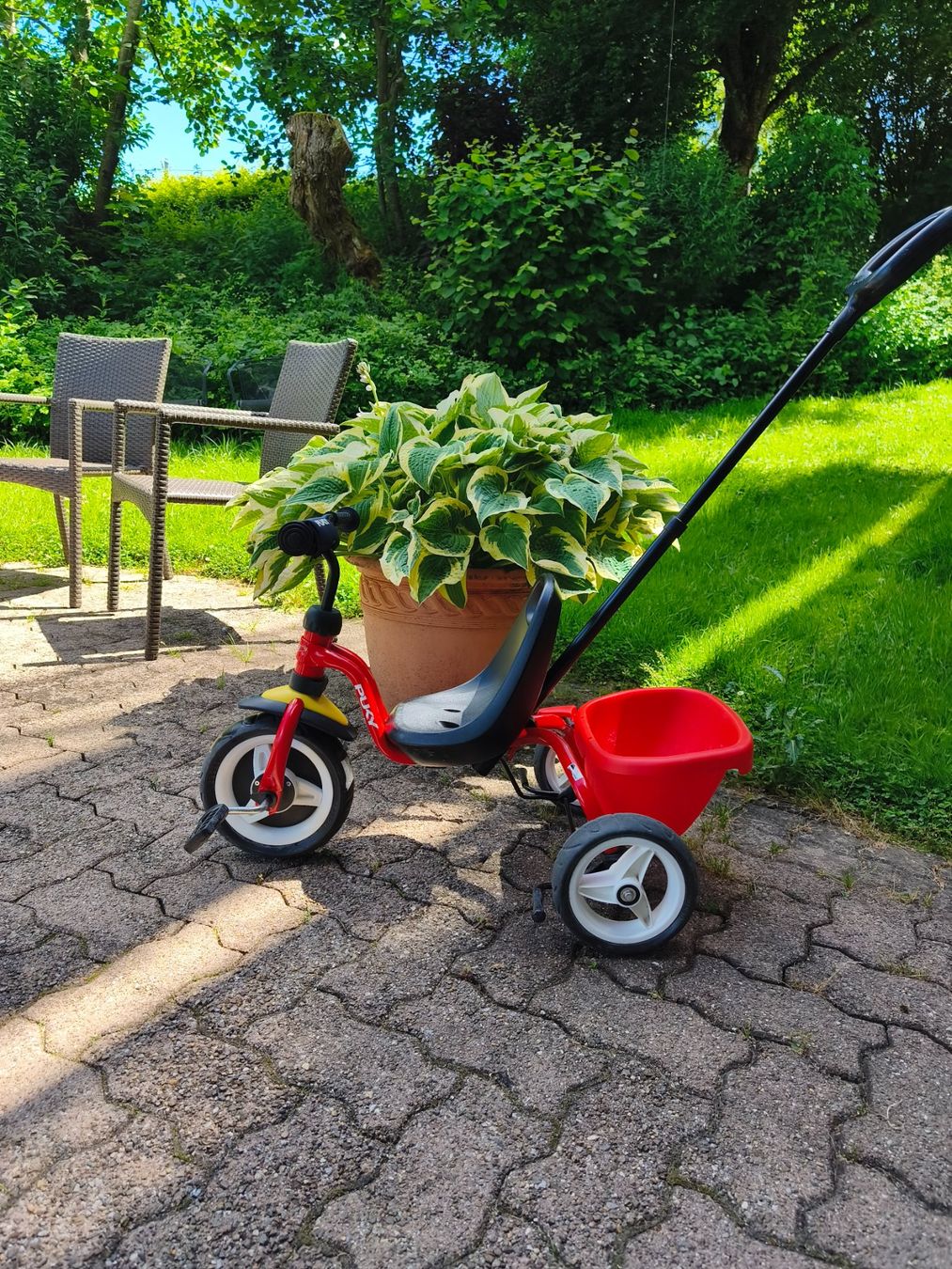 Puky Veicoli per bambini: Puky Dreirad Rot mit Schiebestange – Usato da Samstagern venduto da chr_y7zf
