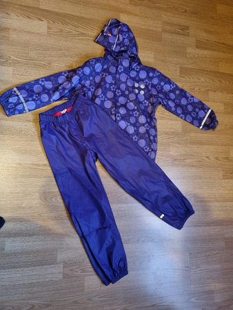 Kinder / Mädchen/ Regenjacke und Hosen Lego Wear