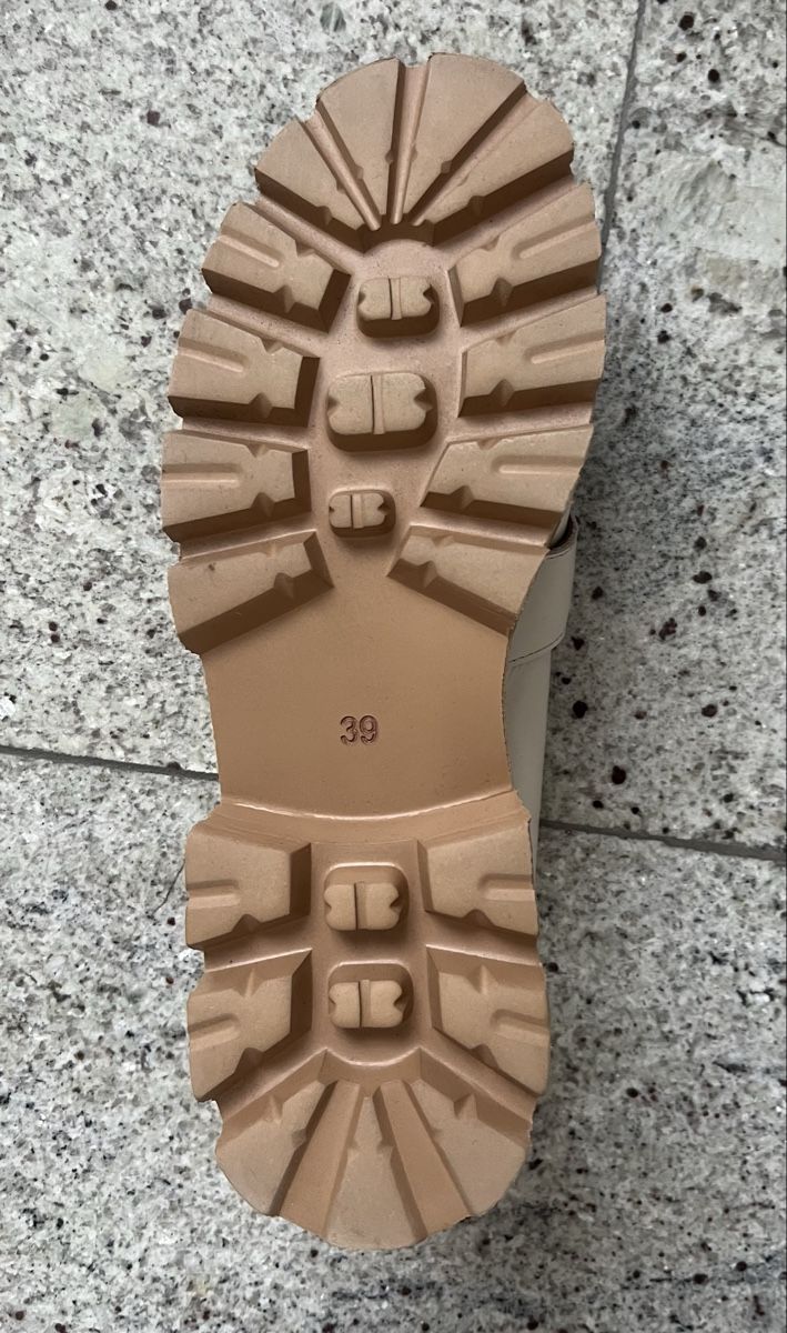 Scarpe da donna: Babouche Lifestyle Schuhe, Gr.39 – Usato da Uster venduto da Family_Boutique 5
