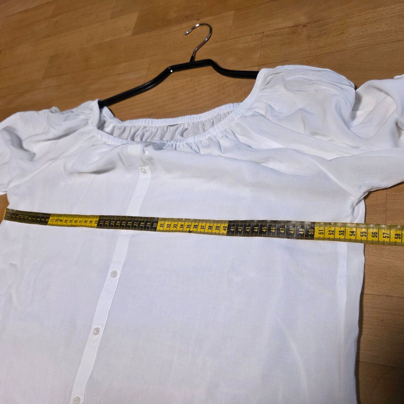 Camicette: Weiße Carmen Bluse M/L Sommerlich Elegant – Usato da Wald ZH venduto da CapLux 4
