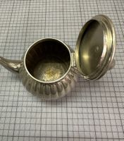 Antike Teekanne versilbert gerippt Vintage