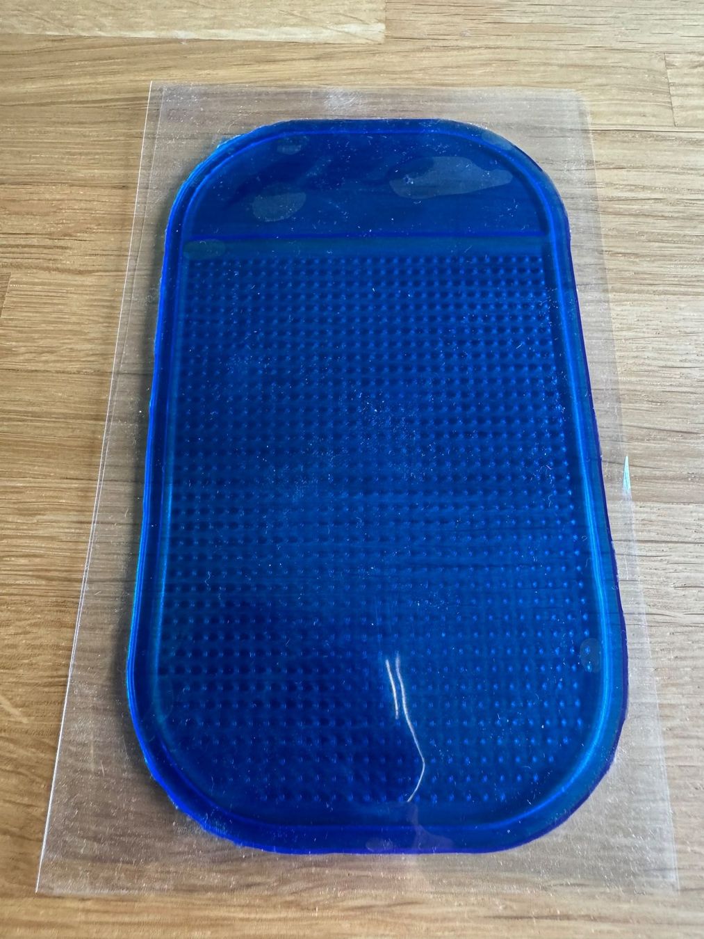 Handys / Smartphones: Anti-Rutsch-Pad blau – Gebraucht aus Neukirch (Egnach) von muolen 1