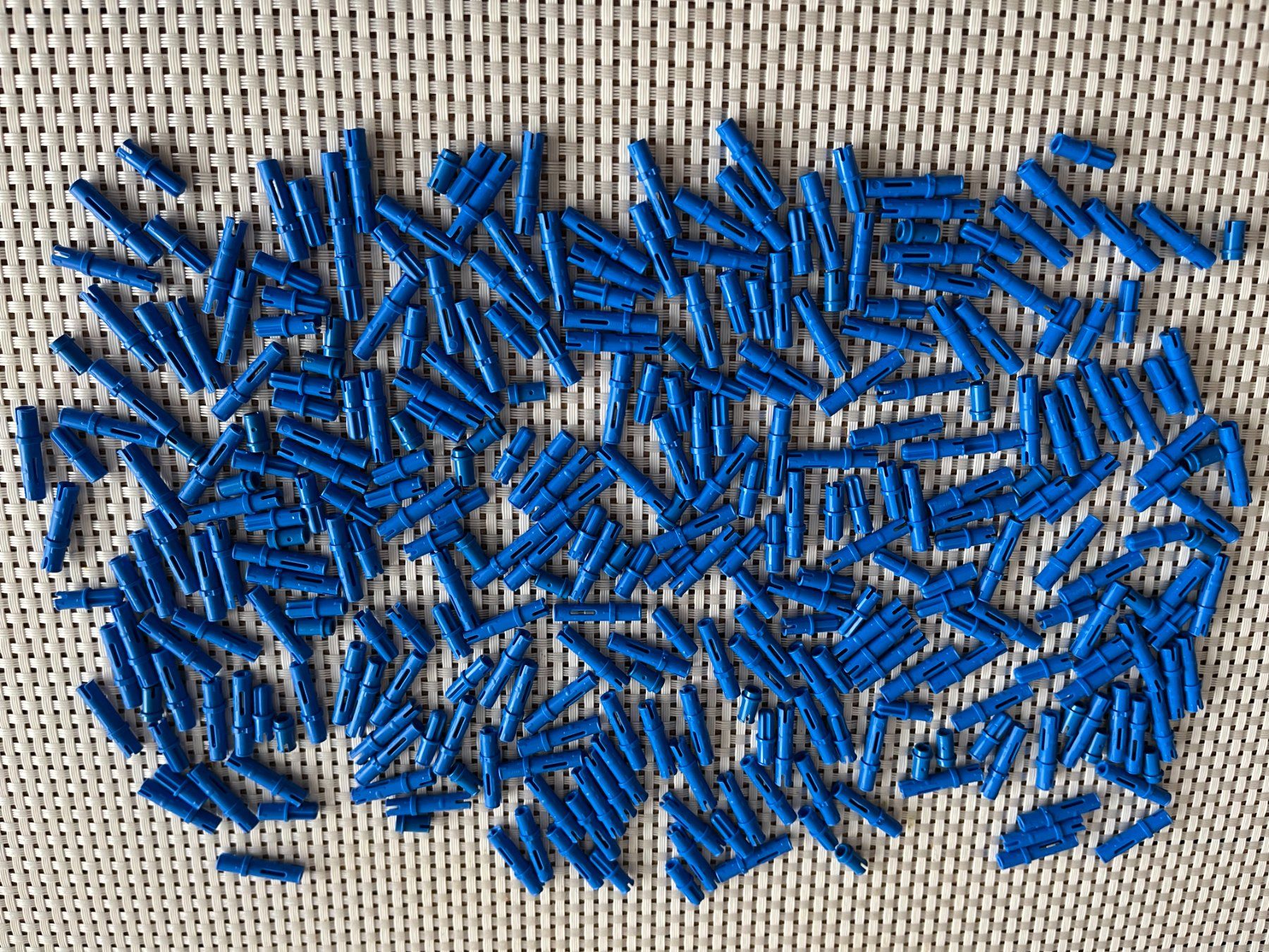 Lego Giocattoli: Lego Technik 42114 blaue Pins Stecker – Usato da Buochs venduto da Techtelmechtel