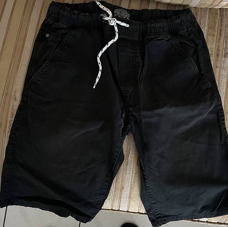 Pantaloni: Pantaloni corti ragazzi  – Usato da Viganello venduto da bia_x25w