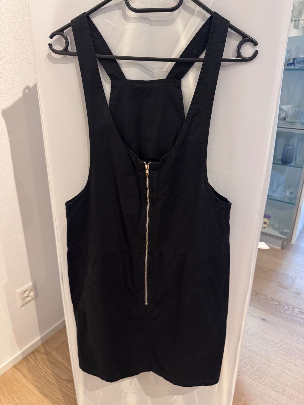 Vestiti: Schwarzes Schürzenkleid – Usato da Winterthur venduto da jen_w6kc 3