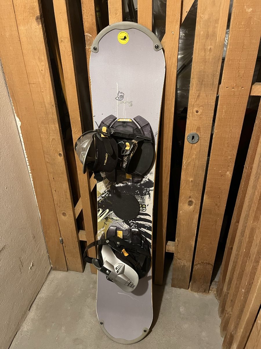 Board: Snowboard Head mit Bindung – Usato da Bern venduto da Shawee17