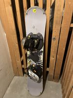 Snowboard Head mit Bindung