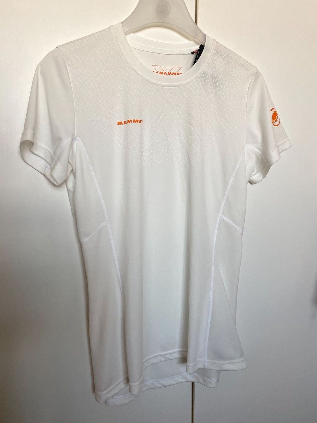 Mammut T-shirt: Mammut Eiger Moench T Shirt gr M – Nuovo (secondo la descrizione) da Zürich venduto da Altruisti 2