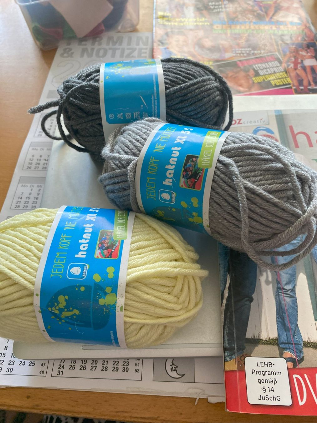 Libri: Hatnut / jetzt wird gestrickt – Nuovo (secondo la descrizione) da Sachseln venduto da basti1950 6