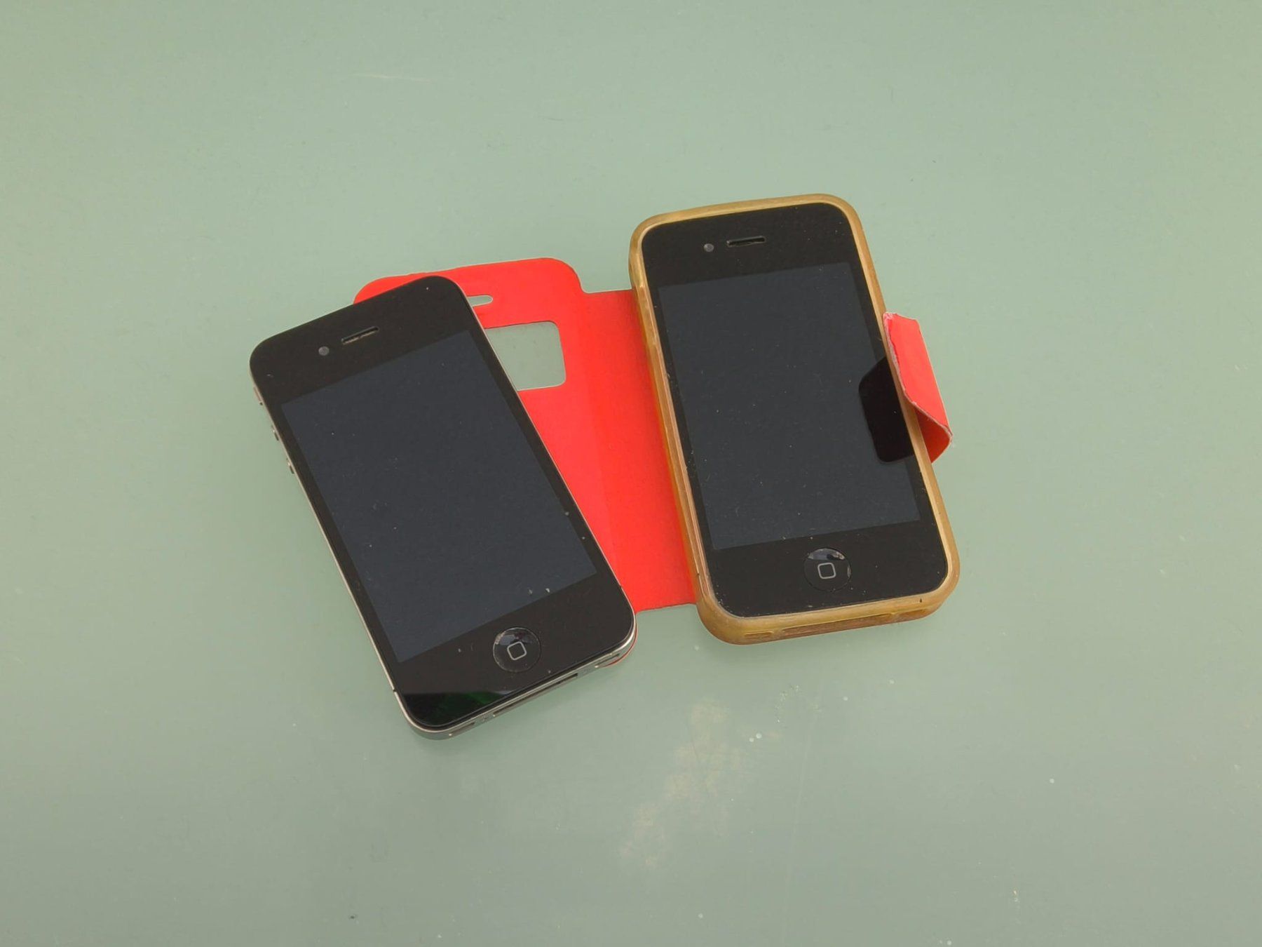 Apple Telefoni cellulari / Smartphones: 2x Apple IPhone 4 / 4s – Difettoso da Suberg venduto da Lovelyfashion