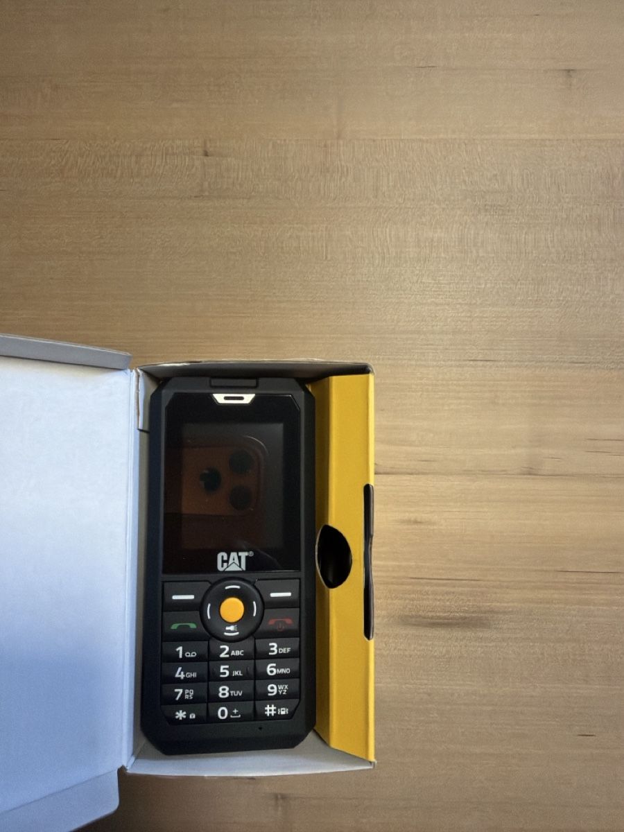 Caterpillar Telefoni cellulari / Smartphones: Mobiltelefon CAT B30 – Usato da Boltigen venduto da per_9t98 2