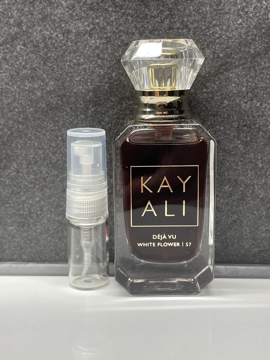 Profumi & Eau de Toilette: 2ml Kayali Déja Vu White Flower 57 – Usato da Wangen SZ venduto da el_paso08