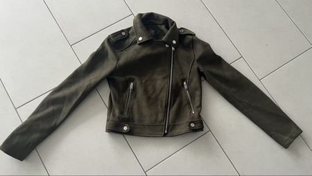 Olivgrüne Jacke, top Zustand!