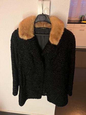 Warme Vintage mit Pelzkragen