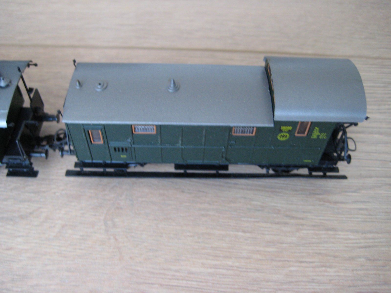 Modellini di ferrovie: 3 Stück Eisenbahnwagen – Usato da Langenthal venduto da Heiri56 4