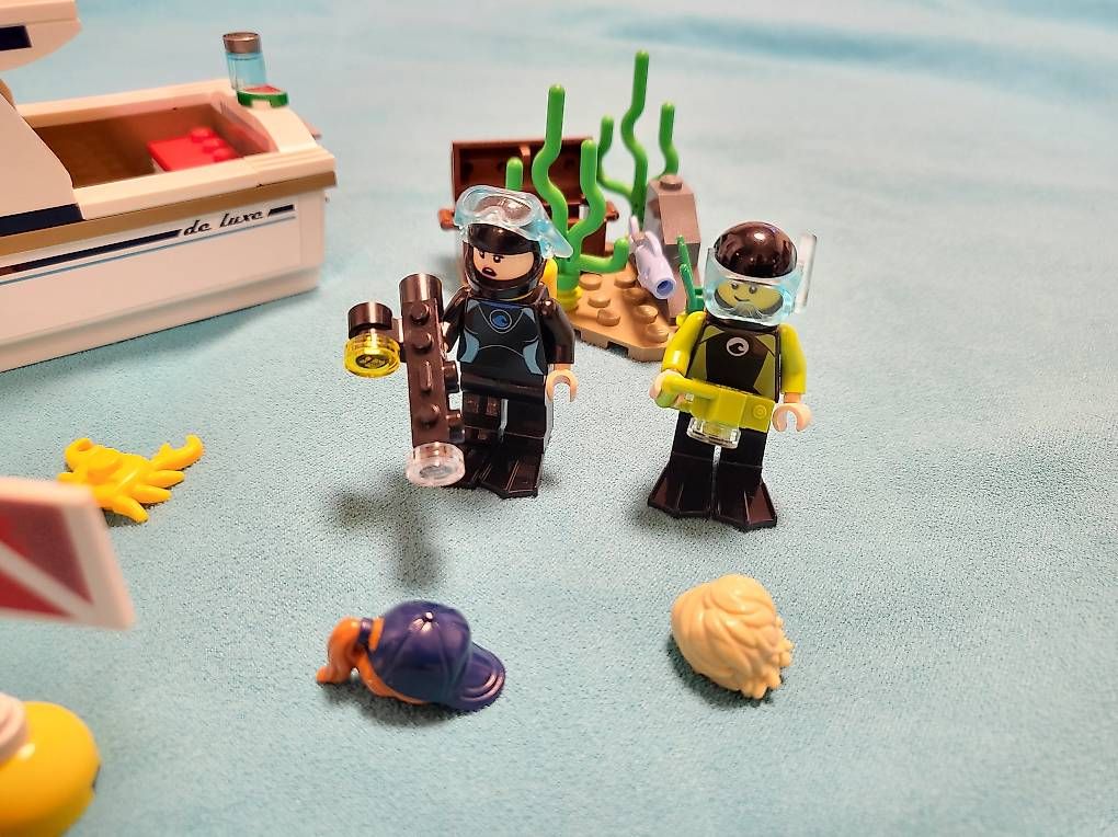 Lego Giocattoli: Lego 60221 Yacht de plongée – Usato da Satigny venduto da Gatoil 1