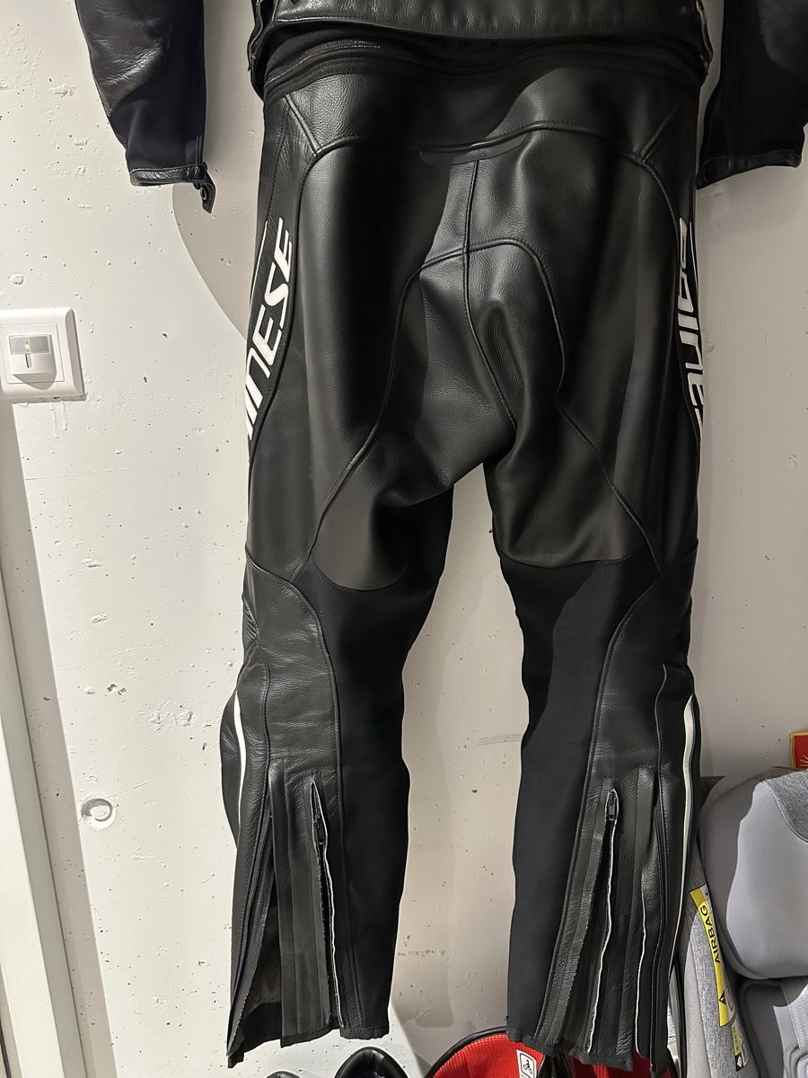 Dainese Pantaloni: Dainese Lederhose Gr: 52 – Usato da Hallau venduto da DNK17 1