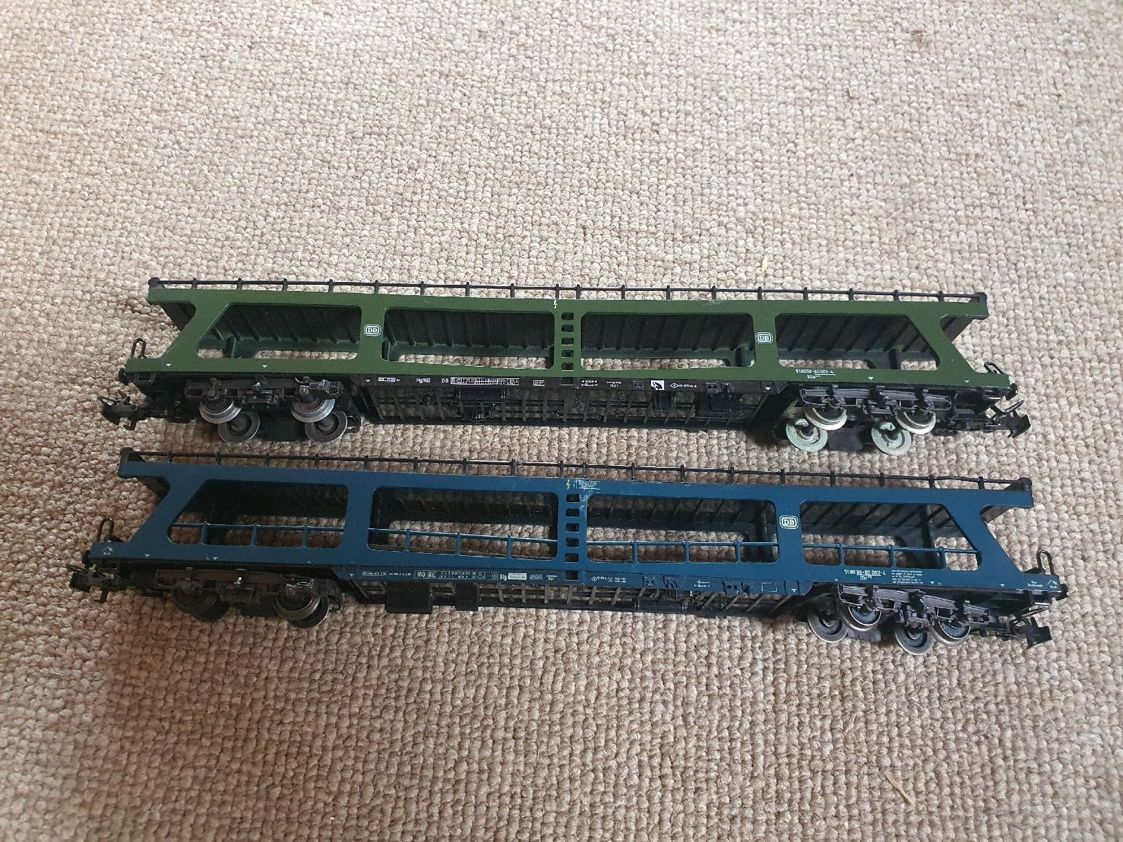 Märklin Modellini di ferrovie: Wagons auto Märklin – Usato da Lavey-Village venduto da Lofoten93