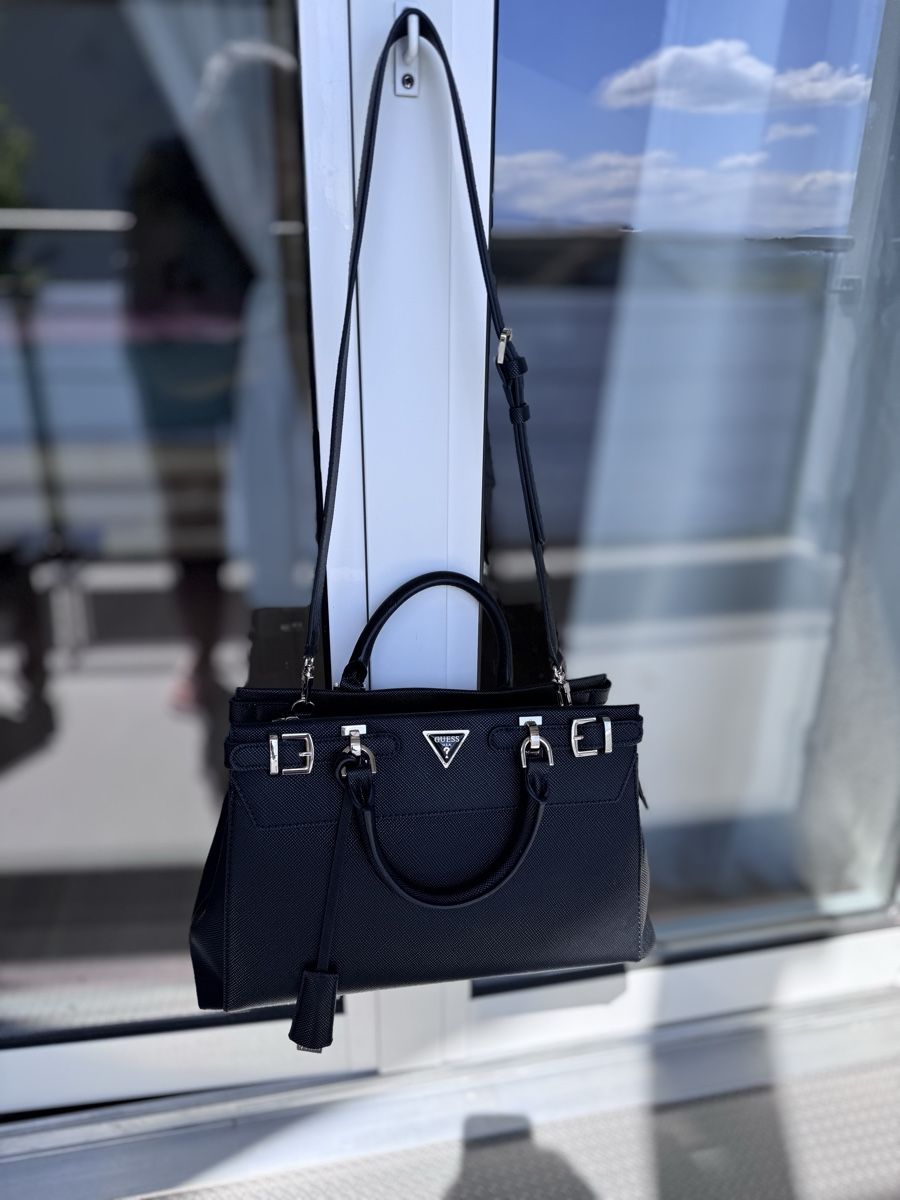 Taschen für Damen: Handtasche Guess schwarz – Gebraucht aus Mühlau von Anna0137 2