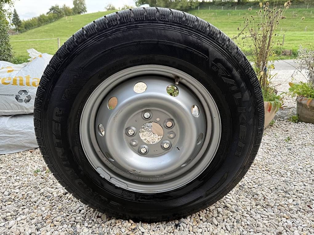 Pneus & Roues: Winterkompletträder  – D'occasion à Rifferswil par kaa82