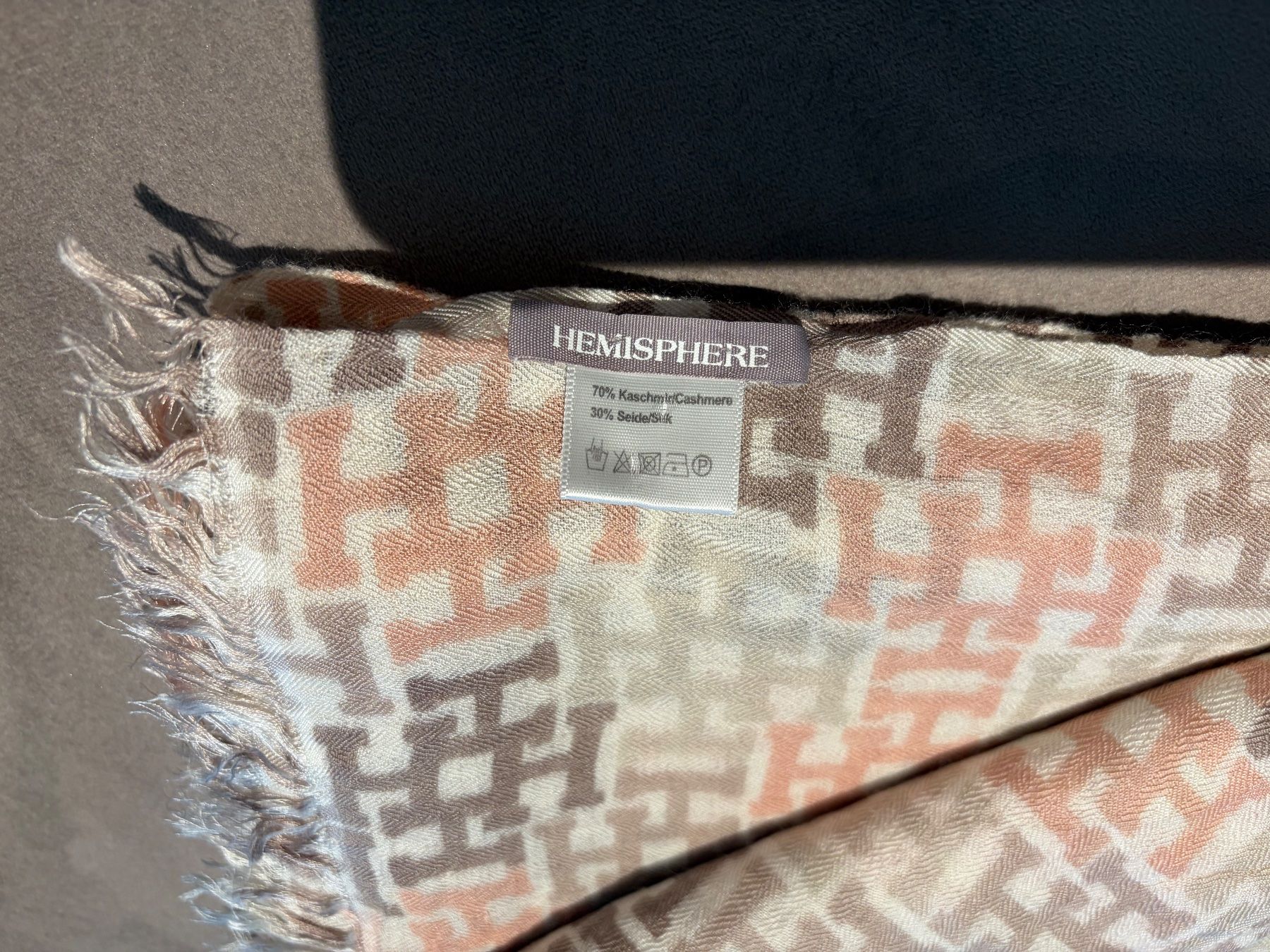 Hemisphere Foulard & Sciarpe: Hemisphäre Schal – Nuovo (secondo la descrizione) da Reinach BL venduto da chr_k6pm 2