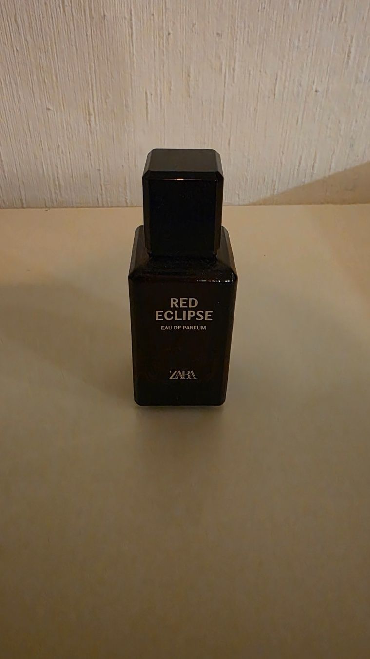Zara Parfums & Eau de Toilette: Red Eclipse - Zara 29/30ml  – D'occasion à Lausanne par Andonia