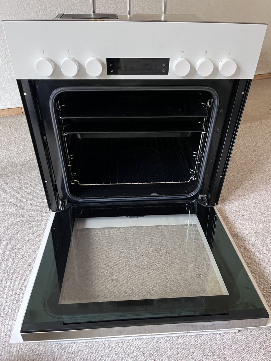V-Zug Cucine: V ZUG CombiAir V600 Herd/Backofen – Usato da Basel venduto da AraMil 7