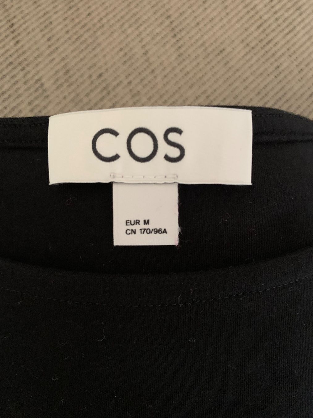 Cos Robes: Kleid COS – Neuf (Voir description) à Liestal par FaustaS 2
