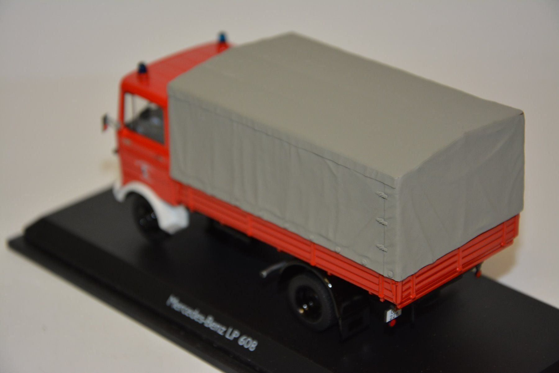 Mercedes-Benz Modellini d'auto: Mercedes-Benz LP 608 Pritsche/Plane 1:43 – Nuovo e nell'imballaggio originale da Goldach venduto da Feivel9 8