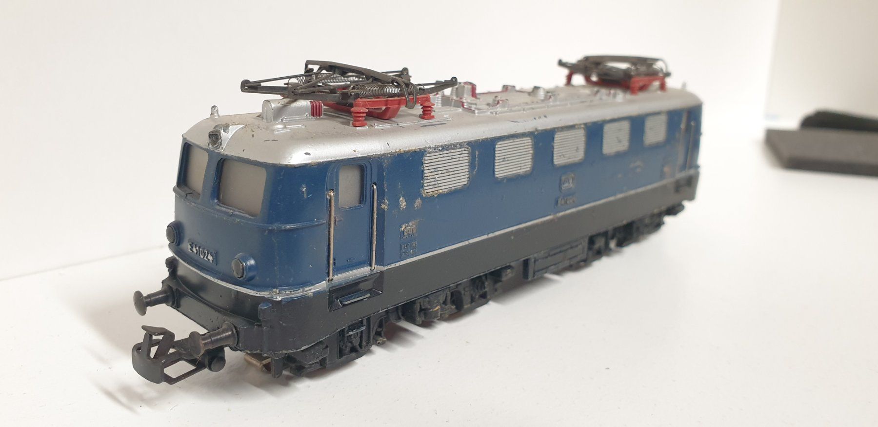 Märklin Modellini di ferrovie: Märklin DB E-Lok  H0/AC – Usato da Neuenhof venduto da ludovicco 3